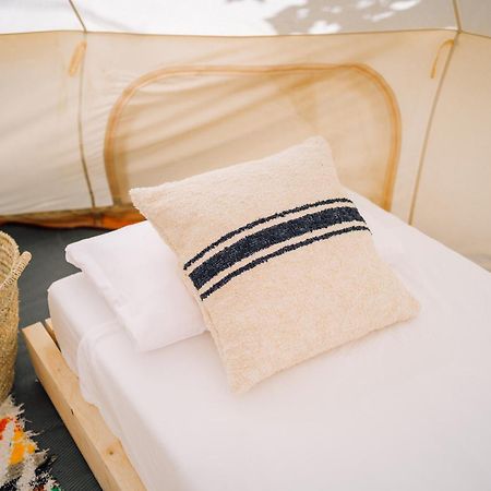 Отель Glamping Zone Монтанехос Экстерьер фото