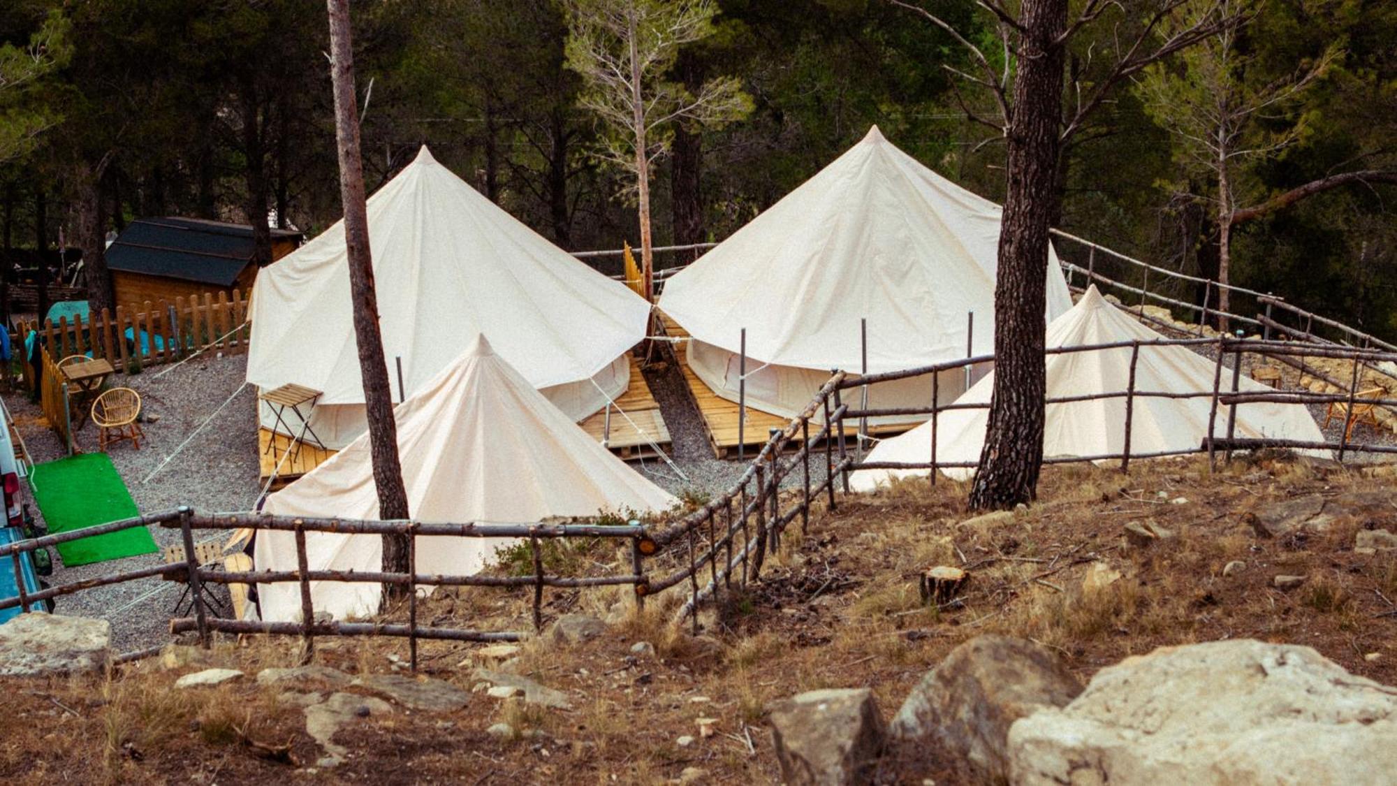 Отель Glamping Zone Монтанехос Экстерьер фото